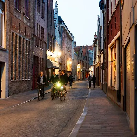 Bed & Breakfast 4b Bruges